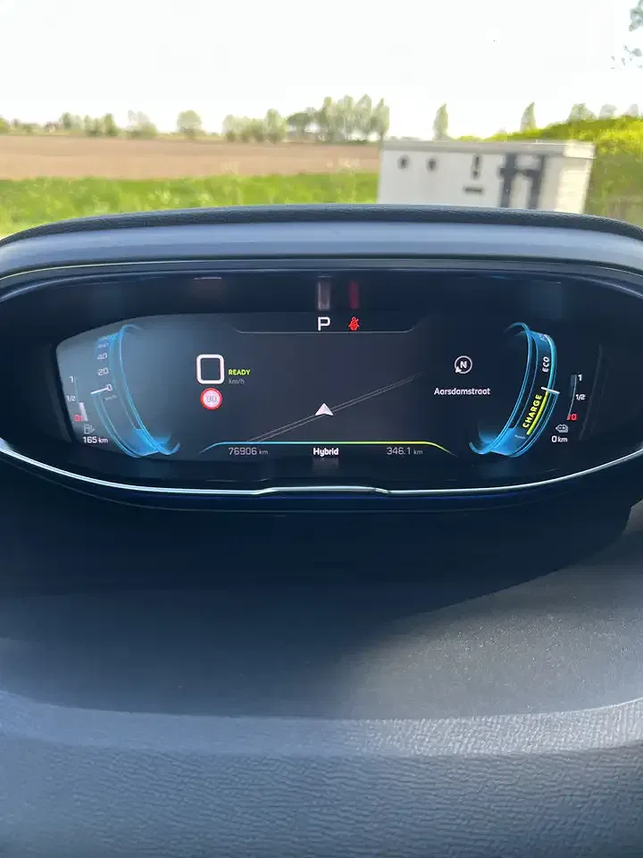 Peugeot 3008 Hybrid Allure - Thumbnail 17