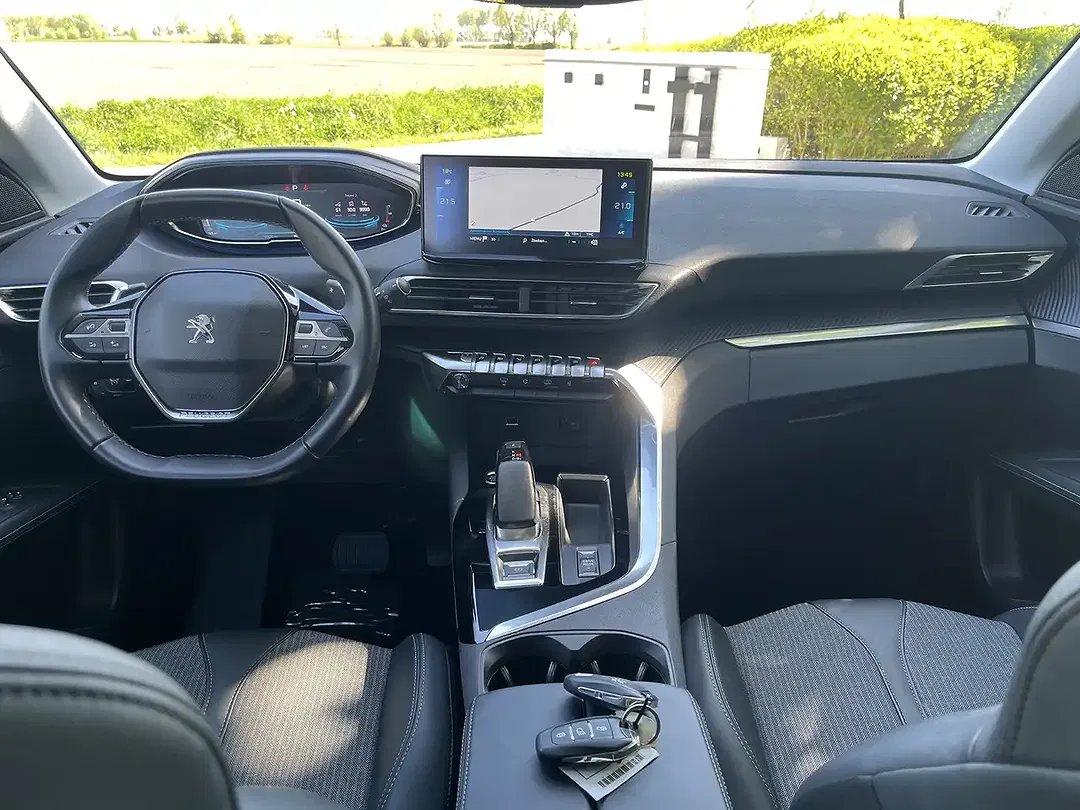 Peugeot 3008 Hybrid Allure - foto 2