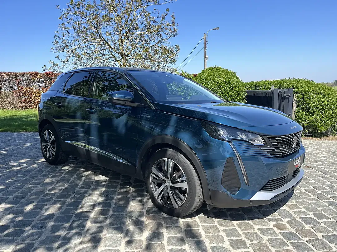 Peugeot 3008 Hybrid Allure - Thumbnail 4