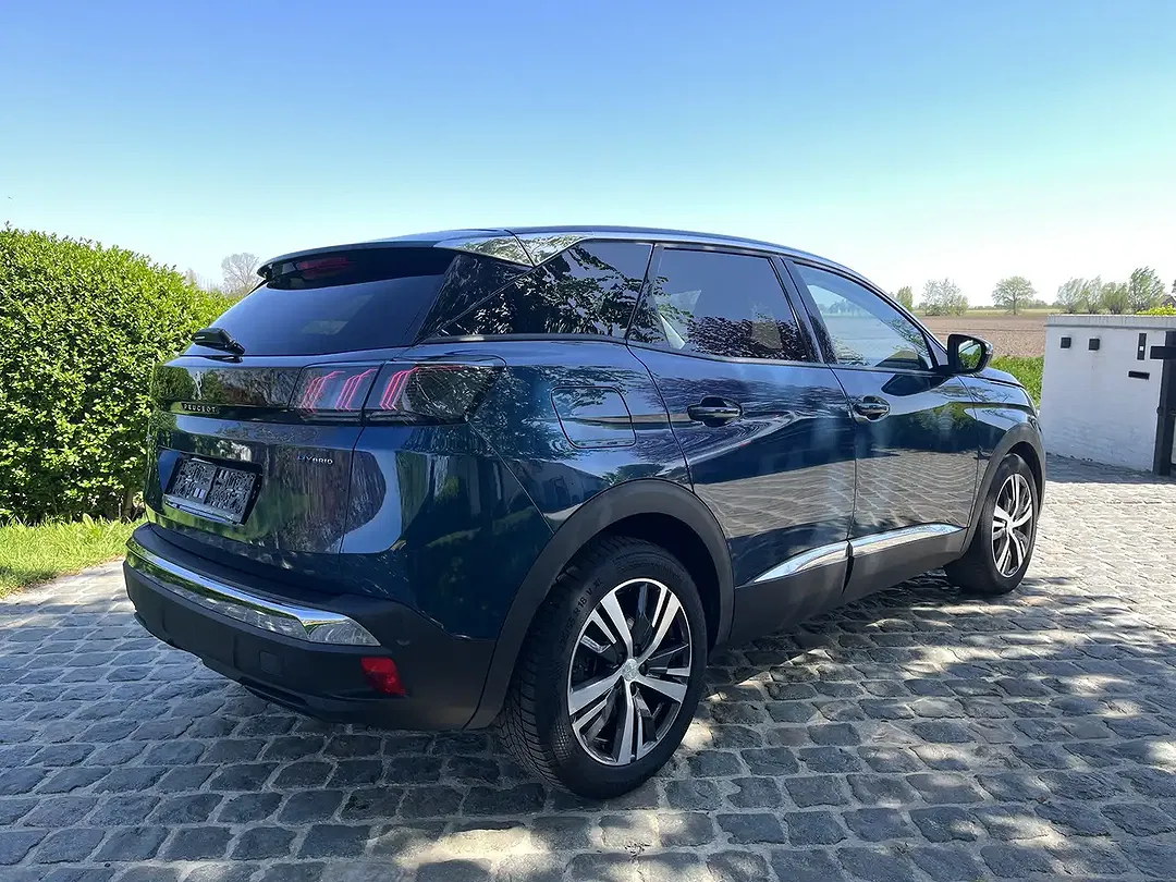 Peugeot 3008 Hybrid Allure - Thumbnail 5