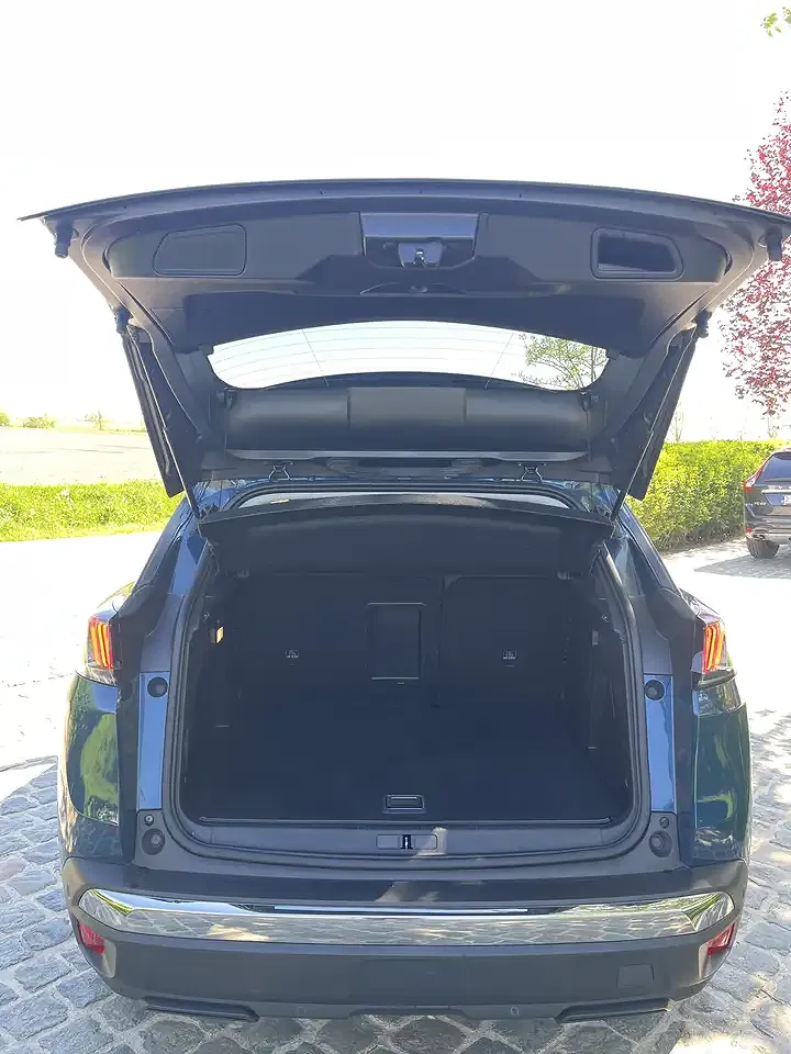 Peugeot 3008 Hybrid Allure - Thumbnail 8