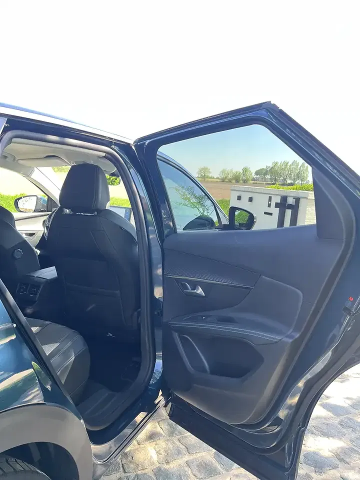 Peugeot 3008 Hybrid Allure - Thumbnail 9