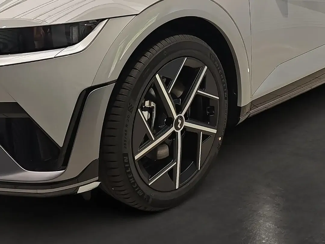 Hyundai IONIQ 5 N Line - Thumbnail 6
