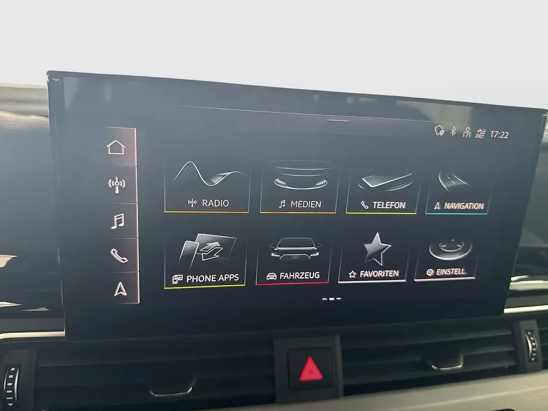 Audi A4 40 quattro Avant S line - Thumbnail 13
