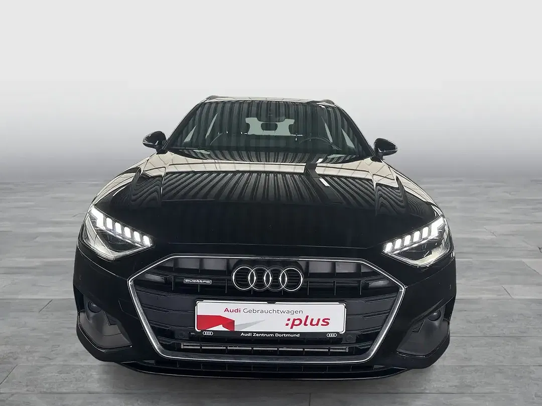 Audi A4 40 quattro Avant S line - Thumbnail 3