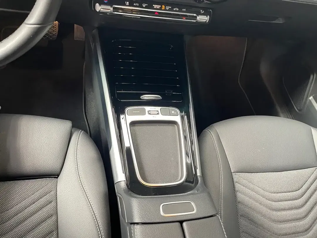 Mercedes-Benz GLB 180 Progressive Night - foto 14