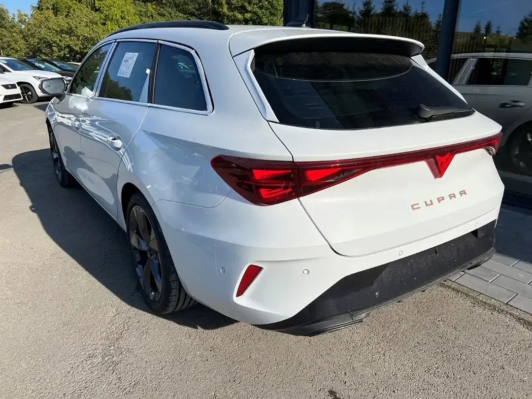 CUPRA Leon 2.0 TSI DSG 4Drive Sportstourer - Thumbnail 5