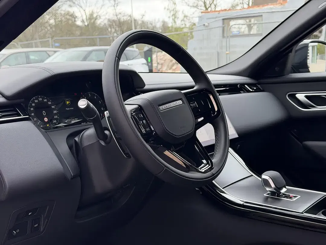 Land Rover Range Rover Velar P400e 4x4 Dynamic SE - Thumbnail 3