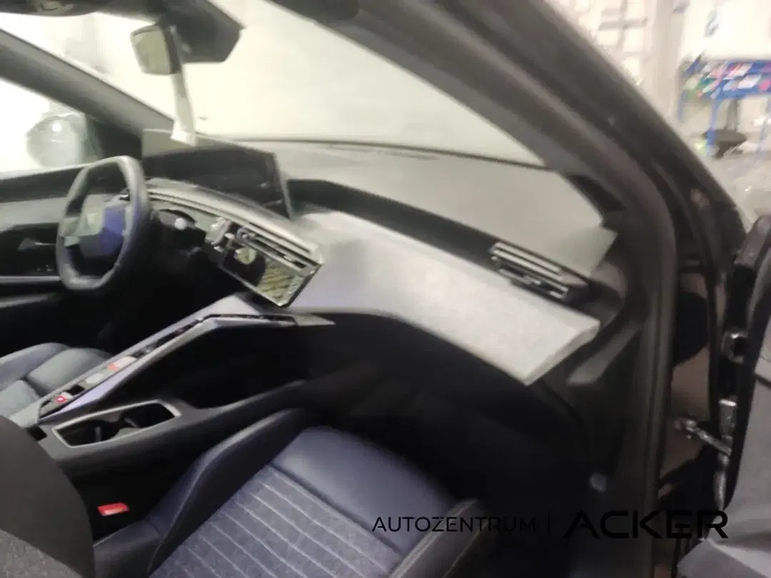 Peugeot 3008 Hybrid - Thumbnail 3