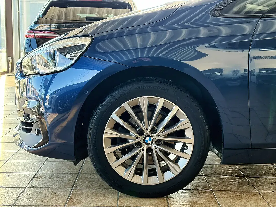 BMW 216 Gran Tourer - Thumbnail 3
