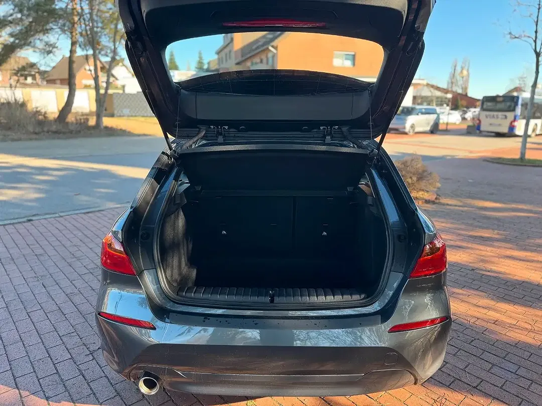 BMW 118 - Thumbnail 6