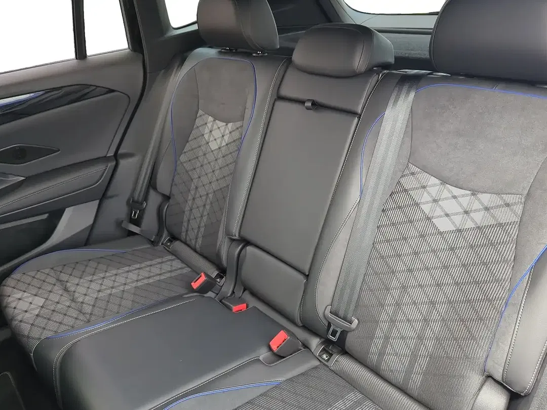 Volkswagen Tiguan 1.5 eTSI DSG R-Line Black Edition - Thumbnail 9