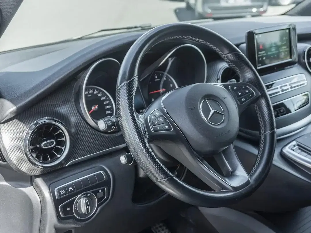 Mercedes-Benz V 250 4MATIC AMG Edition Night - Thumbnail 7