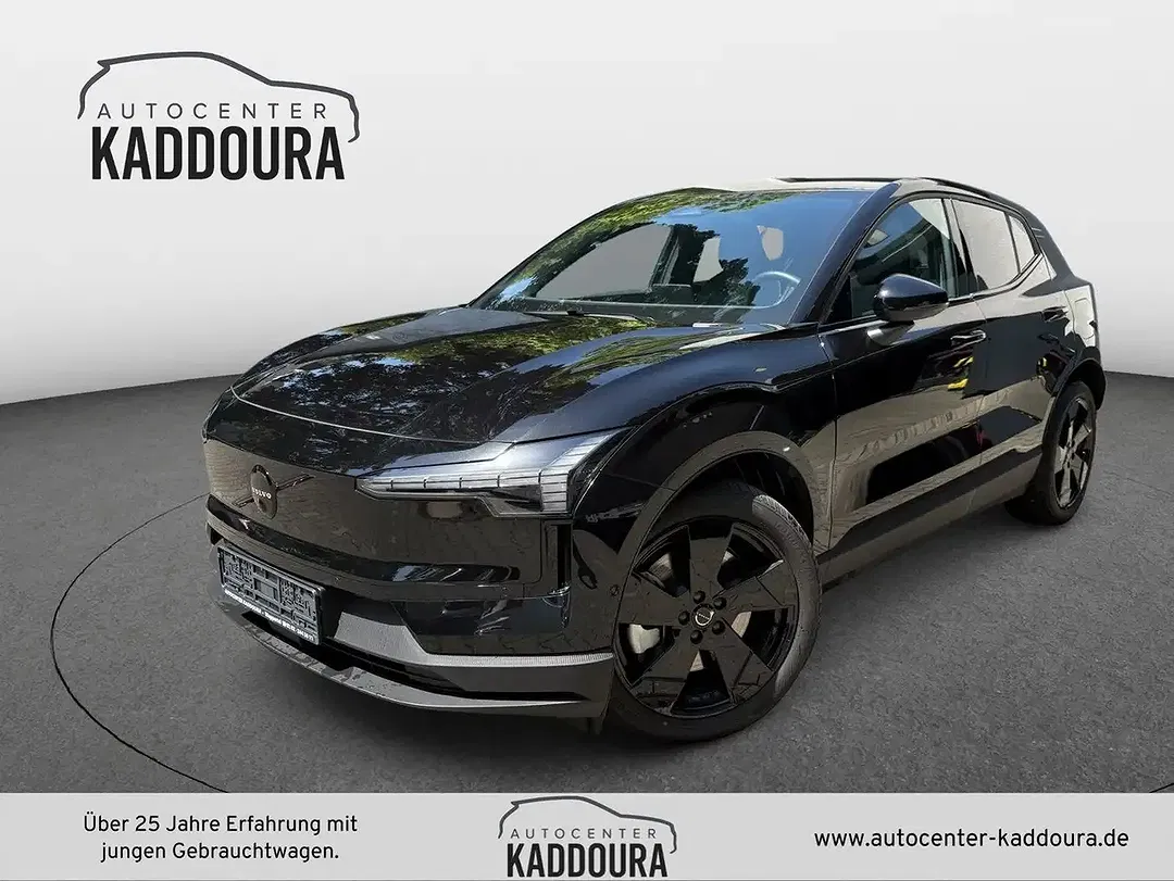 Volvo EX30 Twin Motor Plus Black Edition - Thumbnail 1