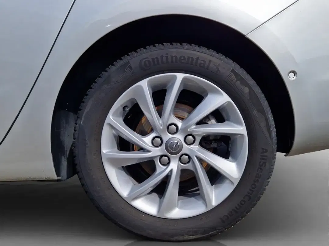 Opel Astra 1.2 Turbo Elegance - Thumbnail 15
