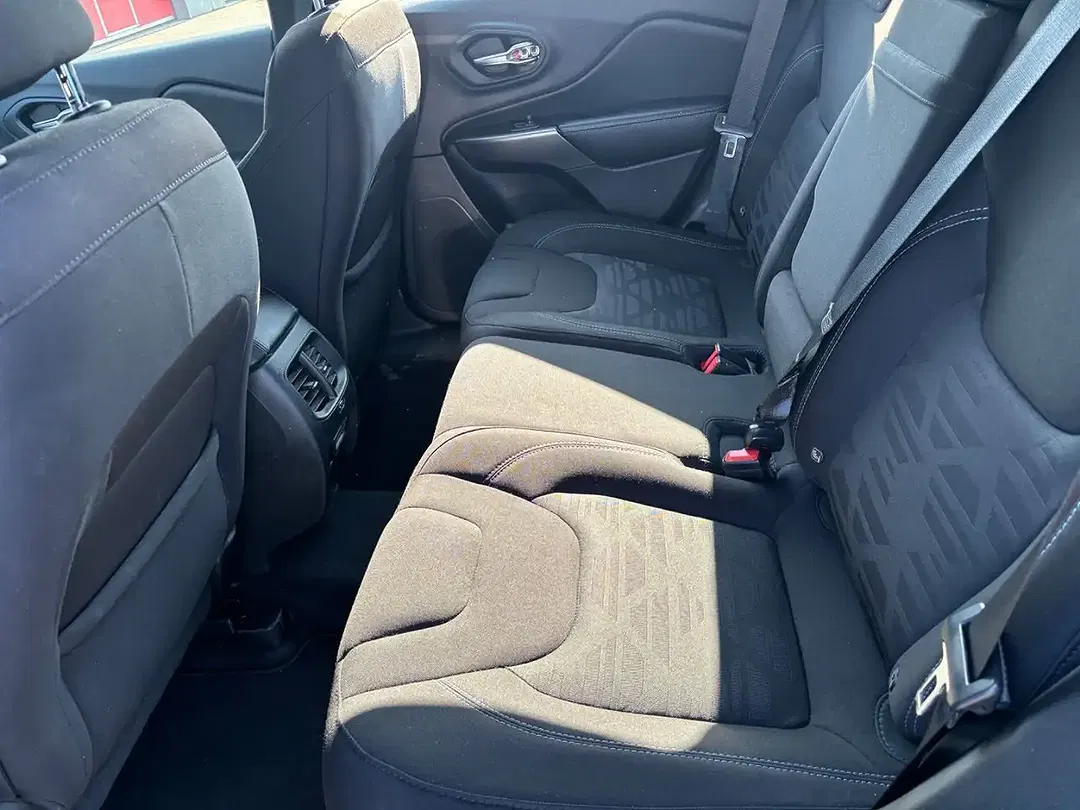 Jeep Cherokee Longitude - foto 16