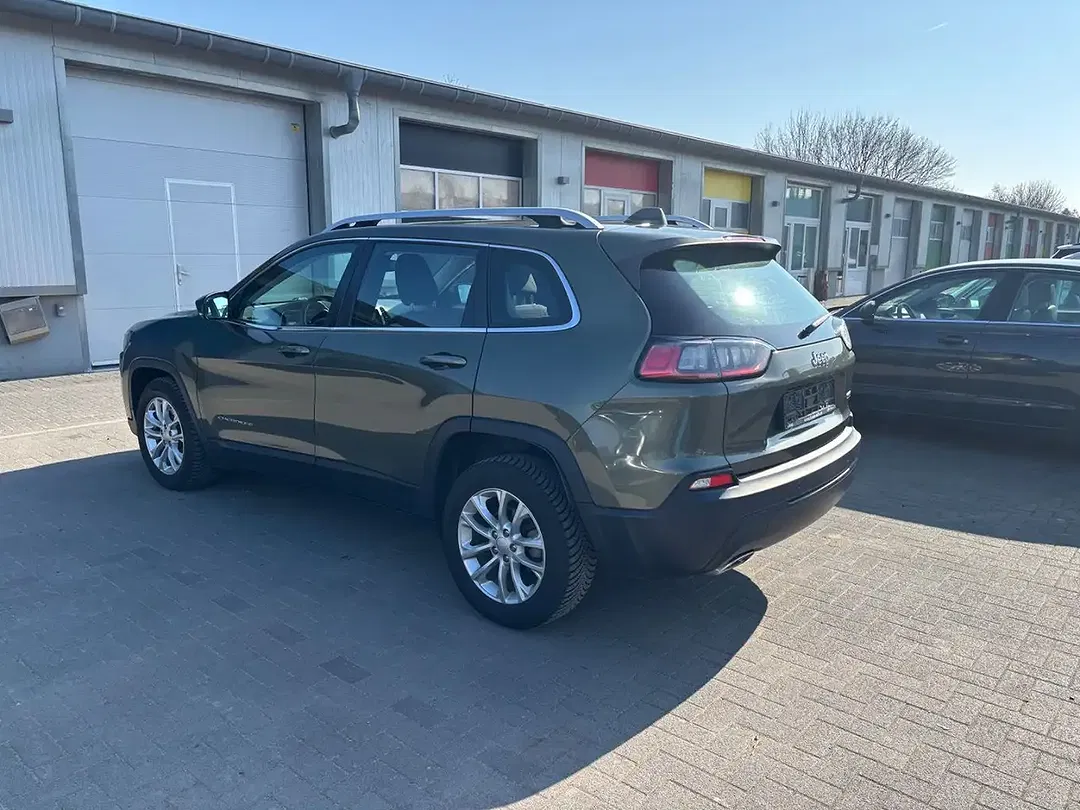Jeep Cherokee Longitude - Thumbnail 6