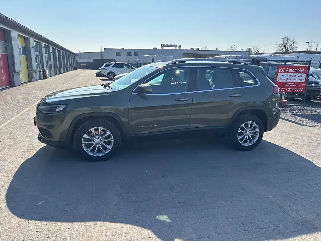 Jeep Cherokee Longitude - Thumbnail 8