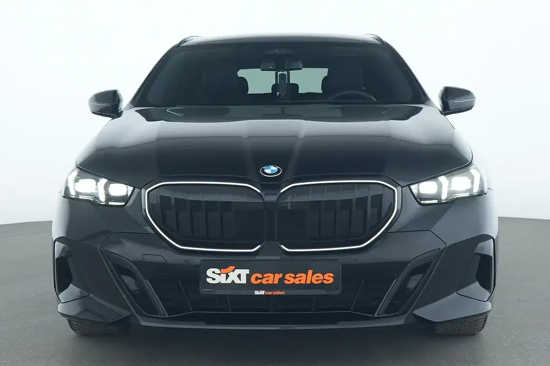BMW 540 xDrive M Sport Pro - Thumbnail 2