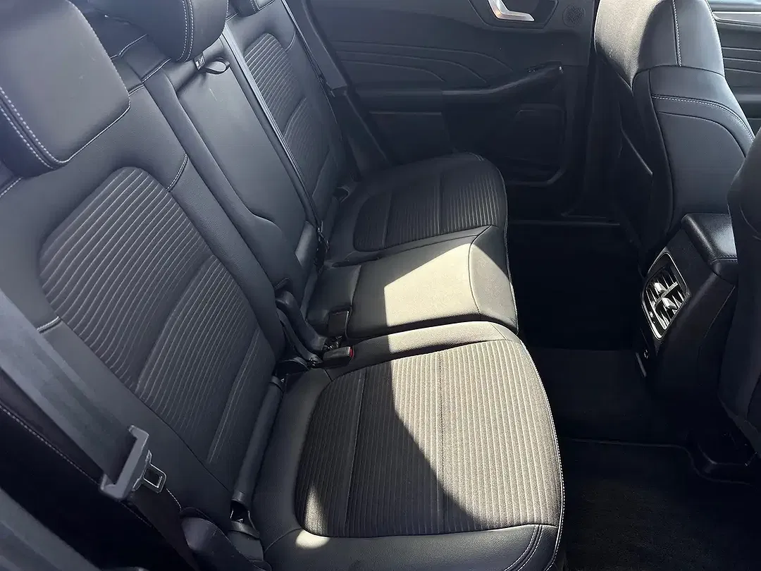 Ford Kuga PHEV Titanium X - Thumbnail 11