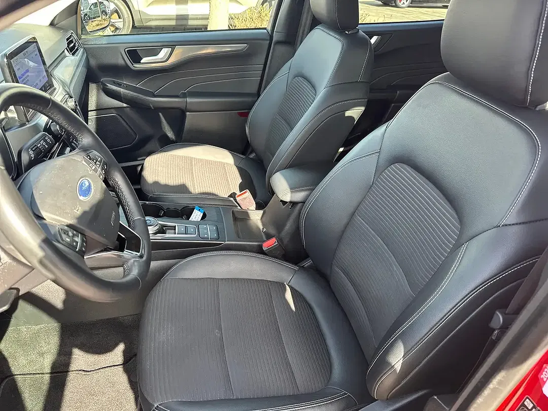Ford Kuga PHEV Titanium X - Thumbnail 8