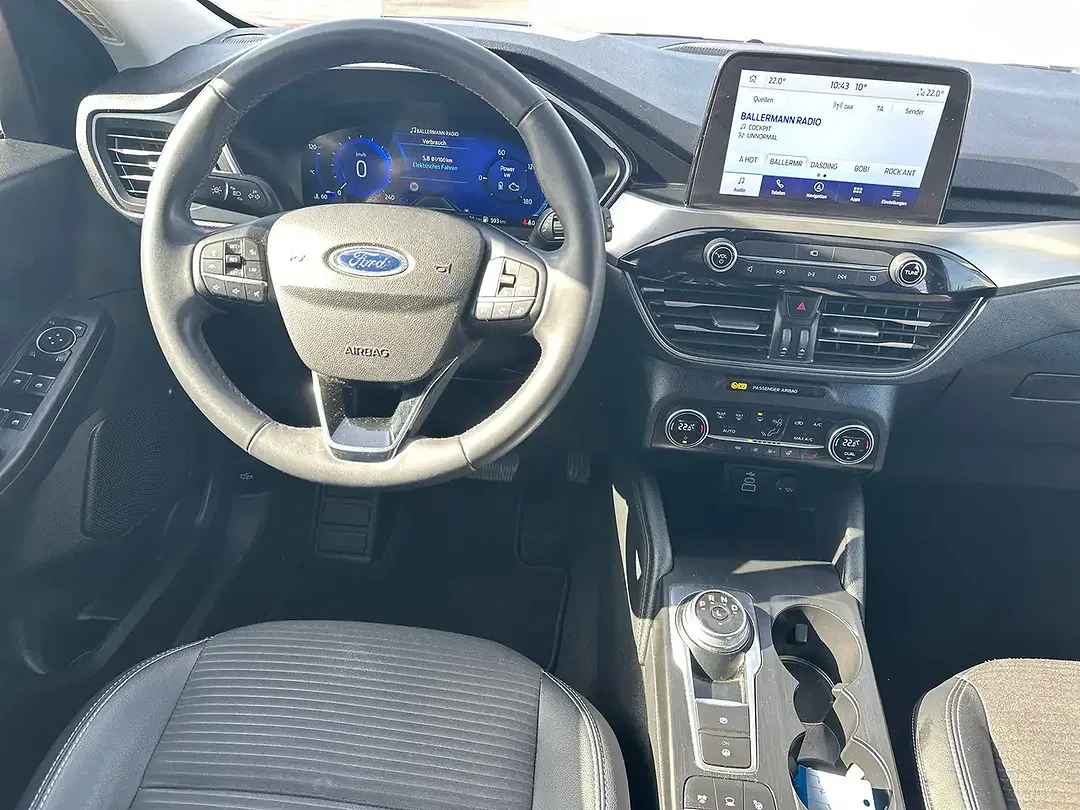 Ford Kuga PHEV Titanium X - Thumbnail 9