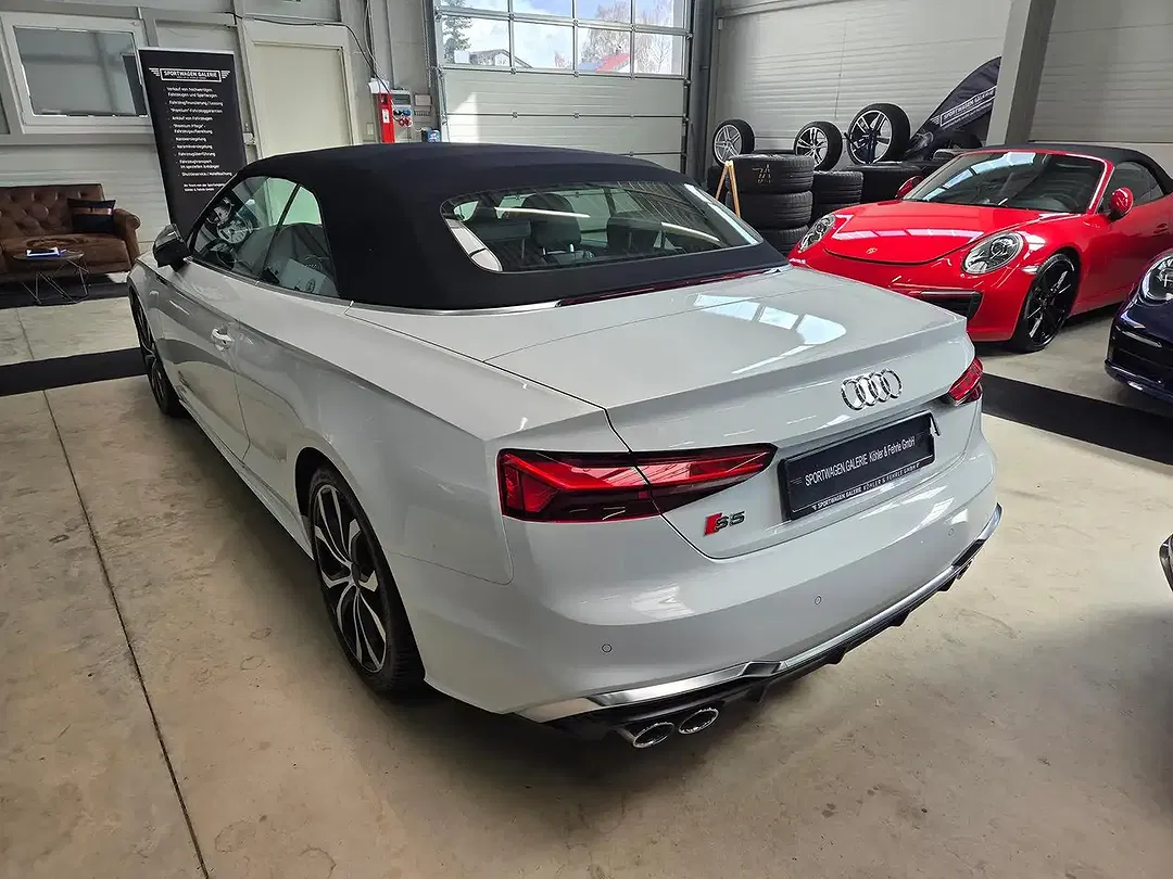 Audi S5 quattro Cabriolet - Thumbnail 13