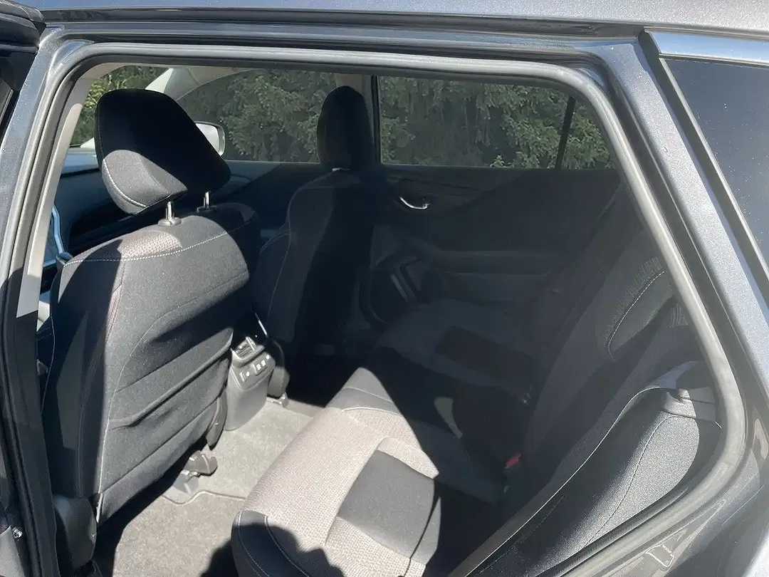 Subaru OUTBACK 2.5 Active - Thumbnail 9