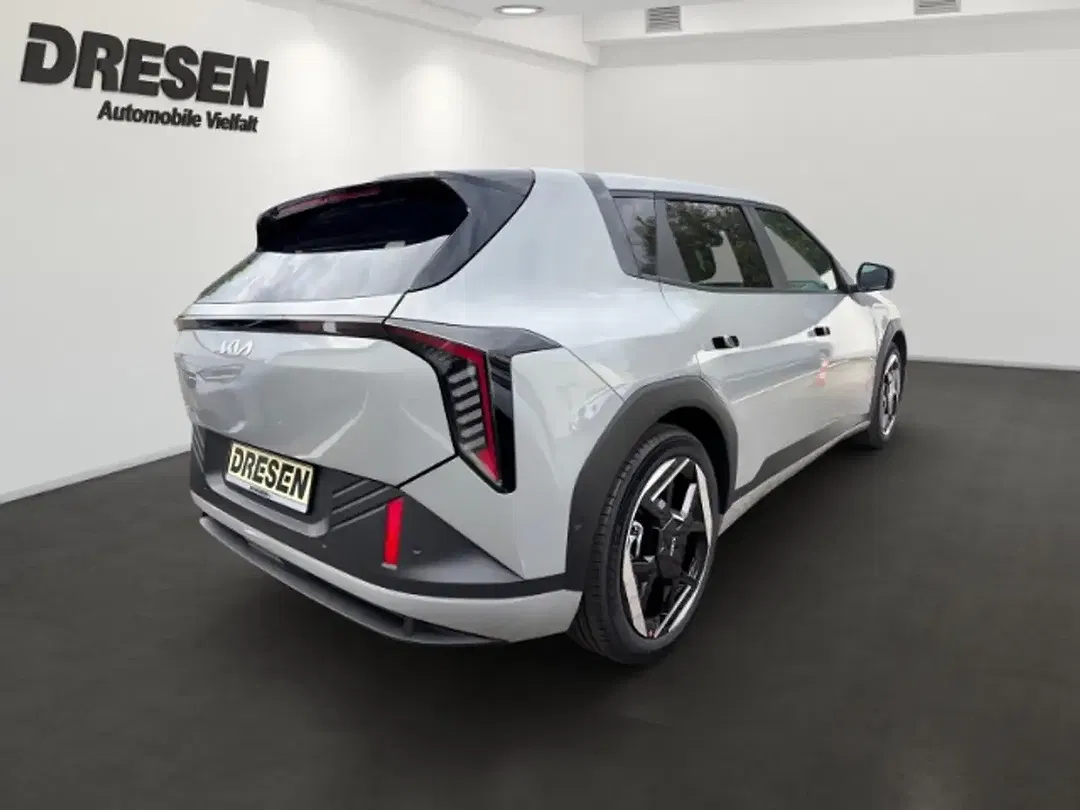 Kia EV4 81.4 kWh Earth - Thumbnail 3