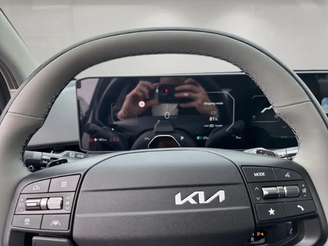 Kia EV4 81.4 kWh Earth - Thumbnail 8