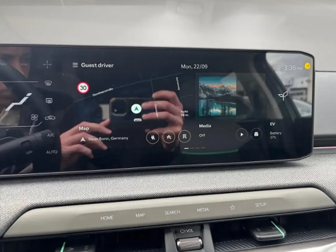 Kia EV4 81.4 kWh Earth - Thumbnail 9