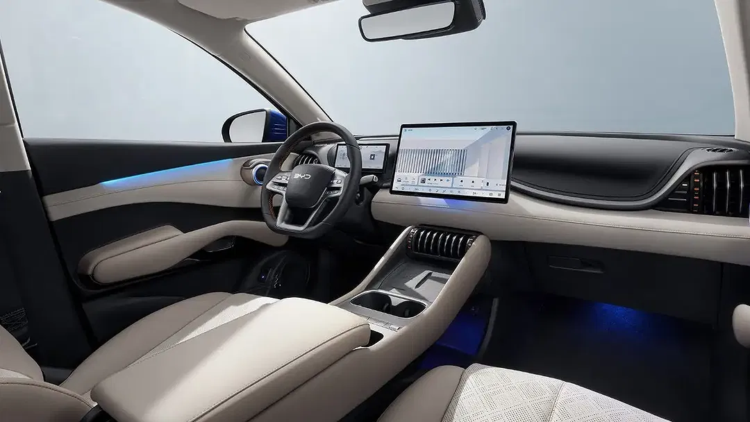 BYD Atto 3 Design - foto 14