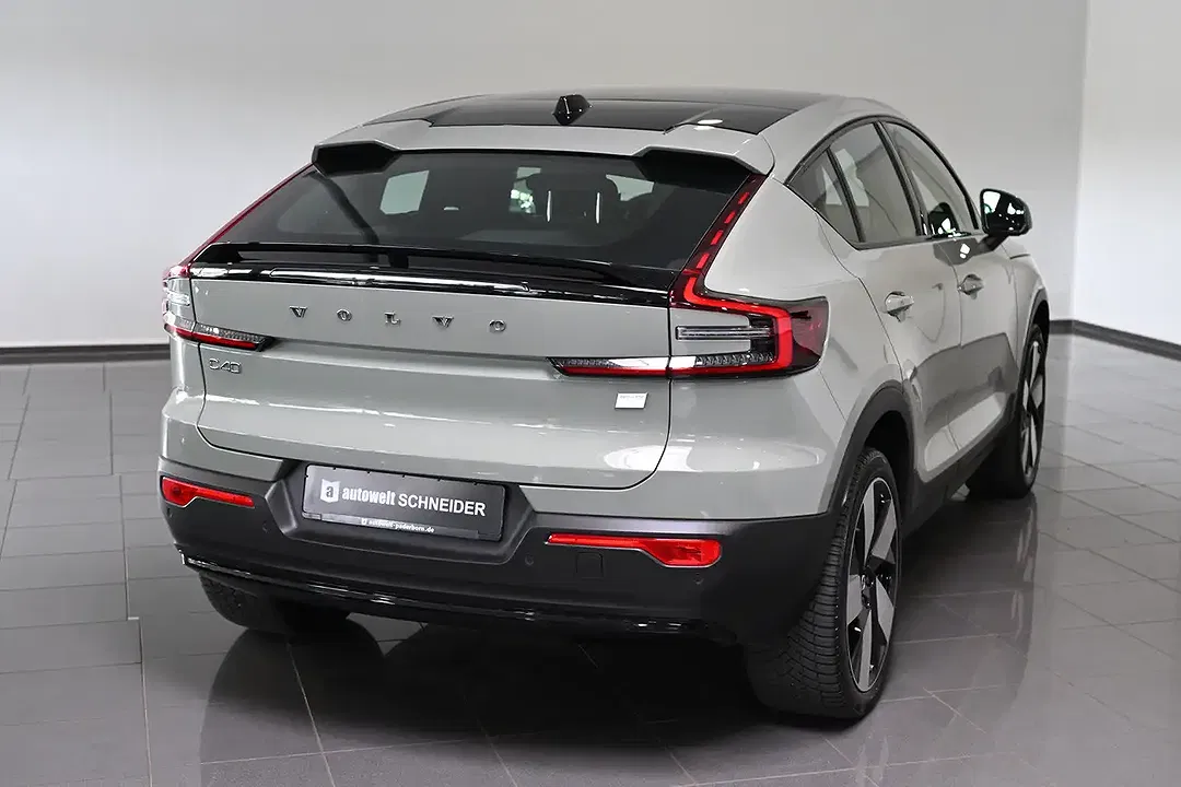 Volvo C40 EV Recharge Plus - foto 2