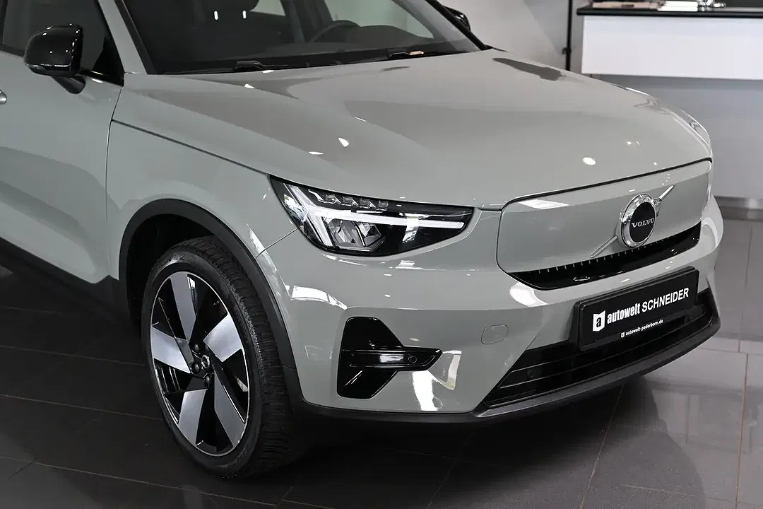 Volvo C40 EV Recharge Plus - Thumbnail 7