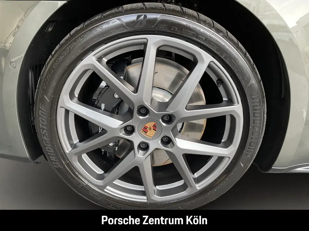 Porsche Panamera E-Hybrid 4 - Thumbnail 12
