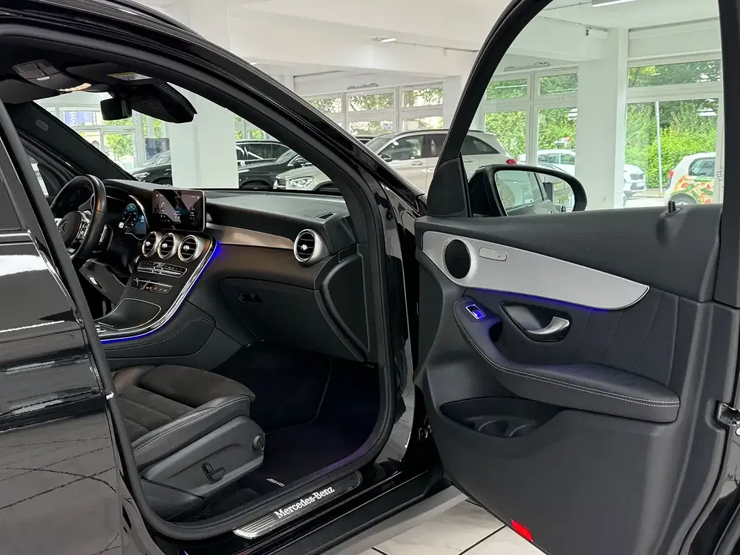 Mercedes-Benz GLC 220 4MATIC AMG Line Night - Thumbnail 10