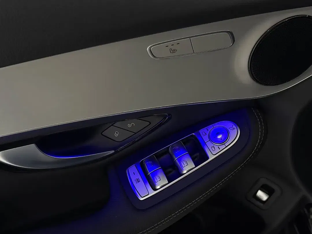 Mercedes-Benz GLC 220 4MATIC AMG Line Night - Thumbnail 21