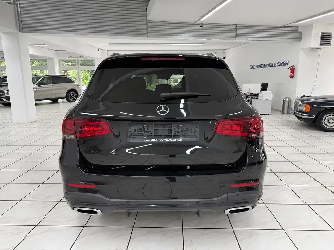 Mercedes-Benz GLC 220 4MATIC AMG Line Night - Thumbnail 4