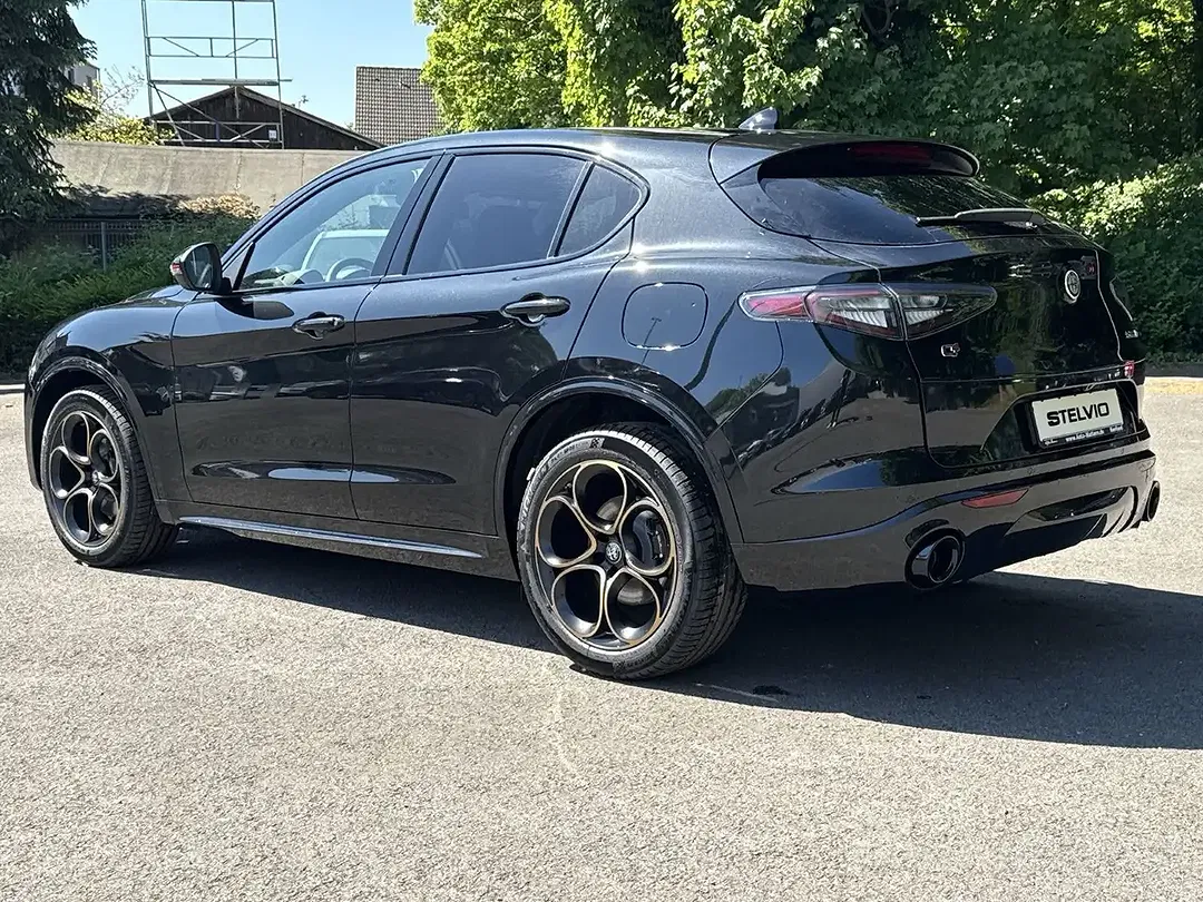 Alfa Romeo Stelvio 2.0 16V Turbo Q4 Intensa - Thumbnail 6