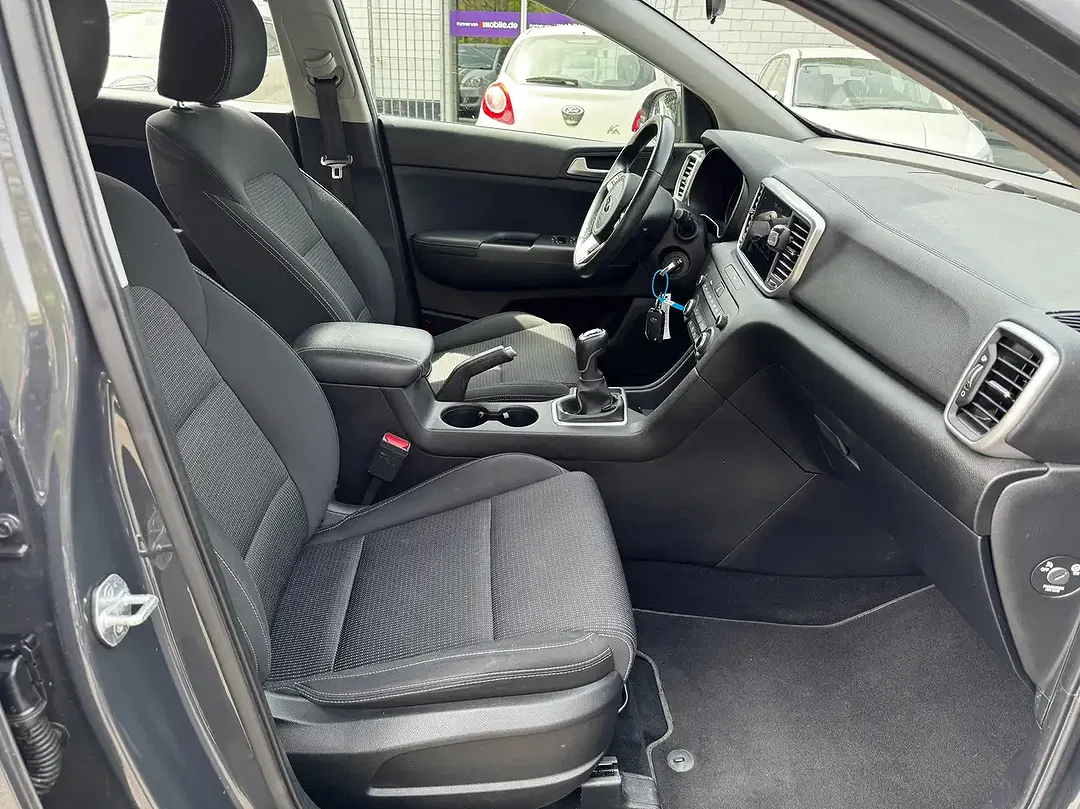 Kia Sportage Vision - Thumbnail 13