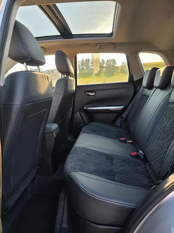 Suzuki Vitara Hybrid 1.4 BOOSTERJET AllGrip Comfort+ - Thumbnail 14
