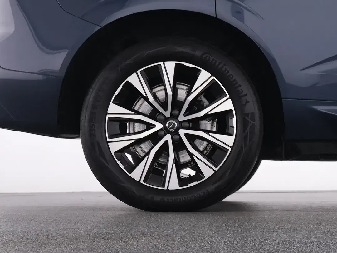 Volvo XC60 B4 Core - Thumbnail 22