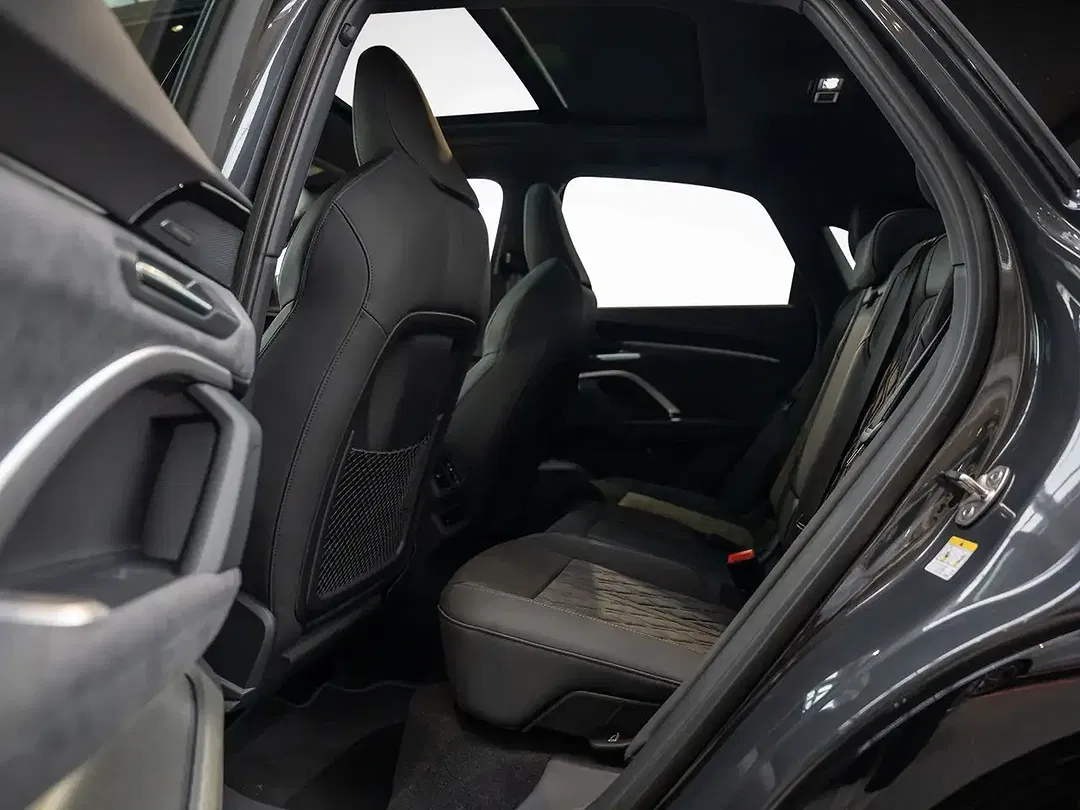 Audi Q5 TDI S tronic quattro - Thumbnail 11