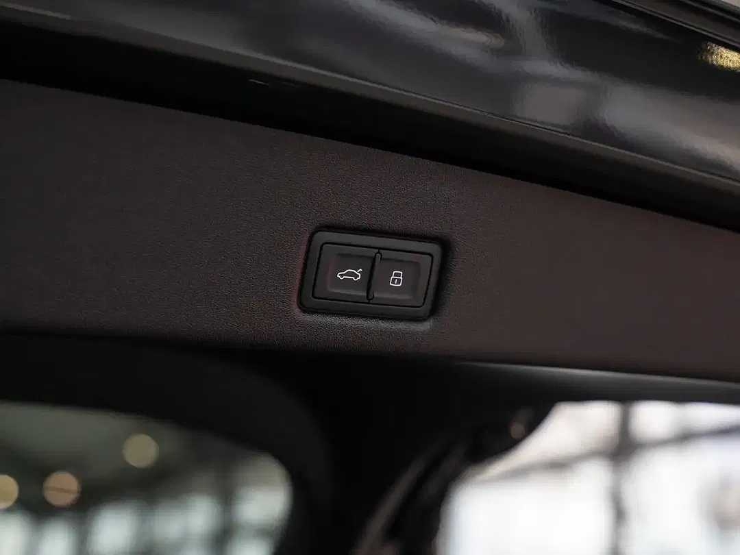 Audi Q5 TDI S tronic quattro - Thumbnail 13