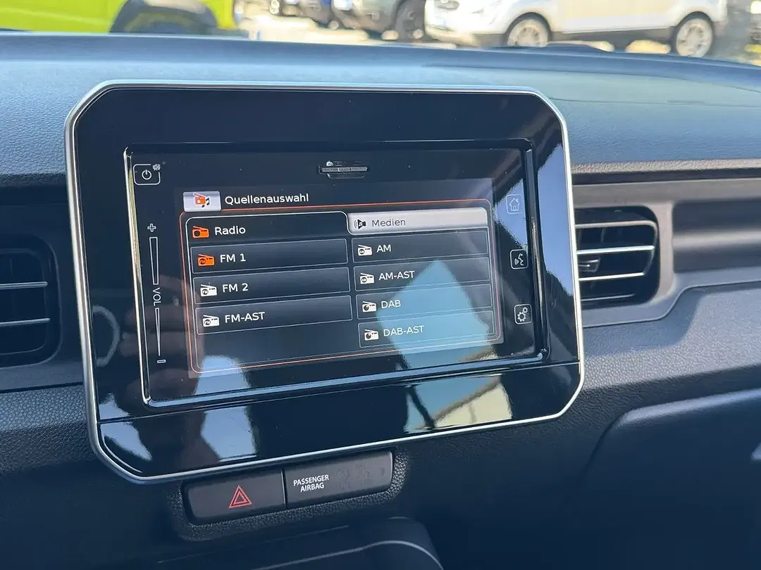 Suzuki Ignis Hybrid Comfort - Thumbnail 10