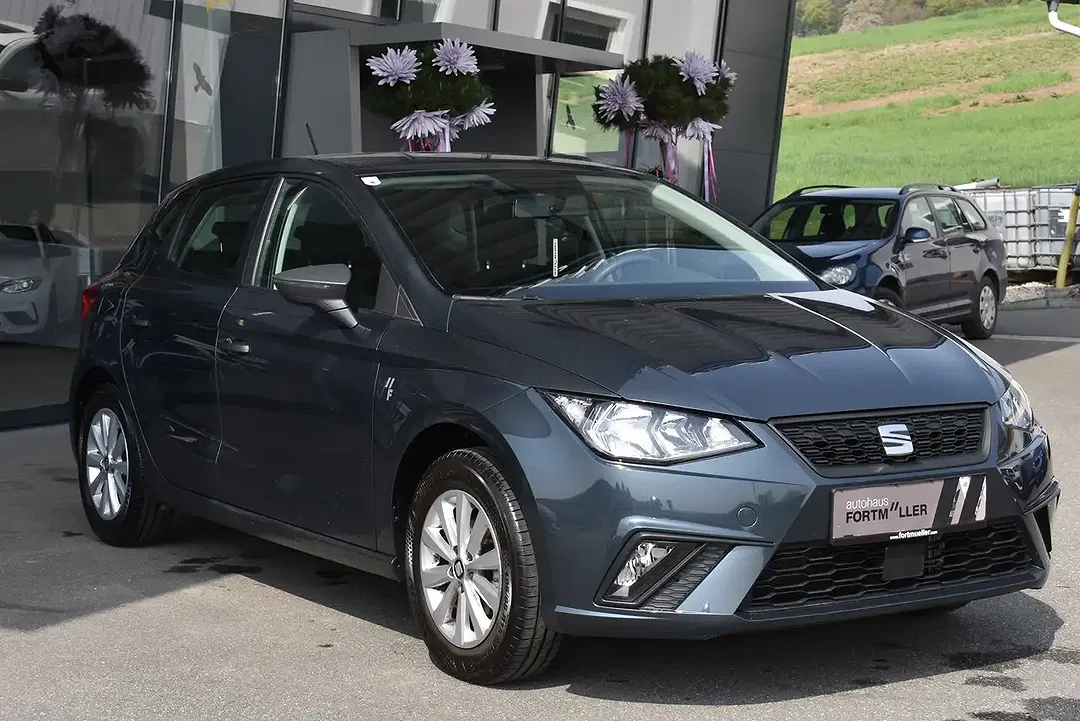 SEAT Ibiza Reference - Thumbnail 3