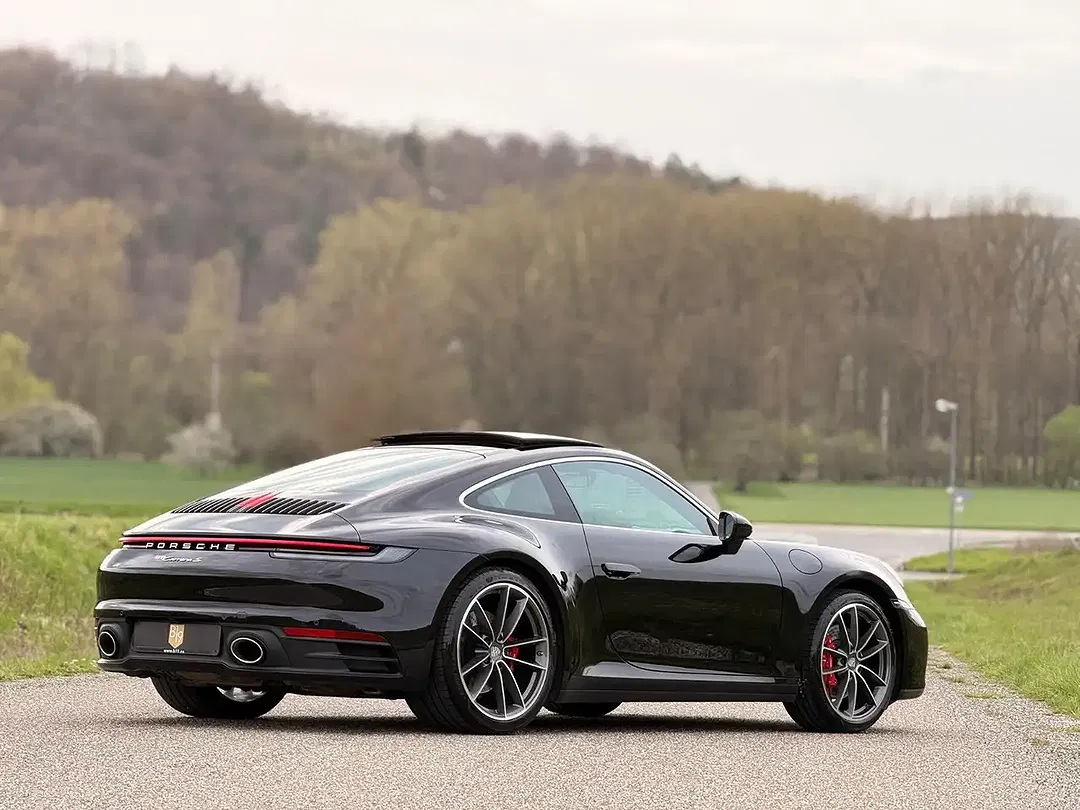 Porsche 911 Carrera S - Thumbnail 20