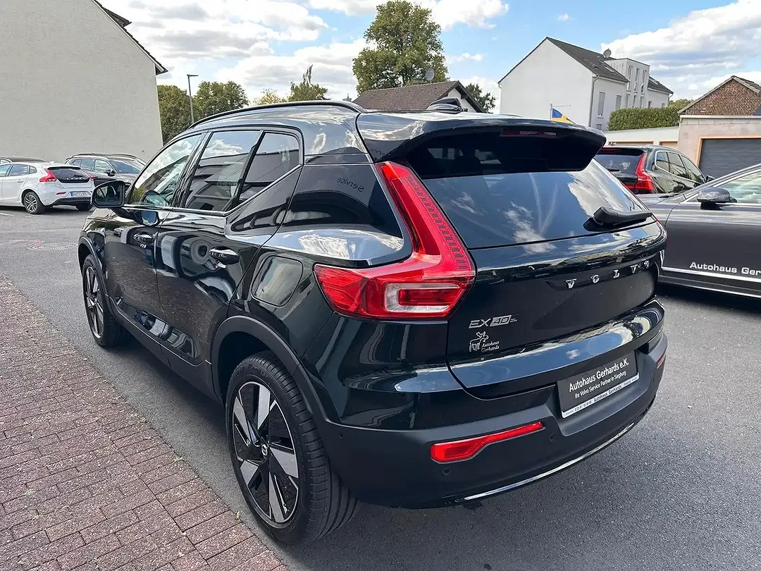 Volvo EX40 AWD Plus - Thumbnail 11