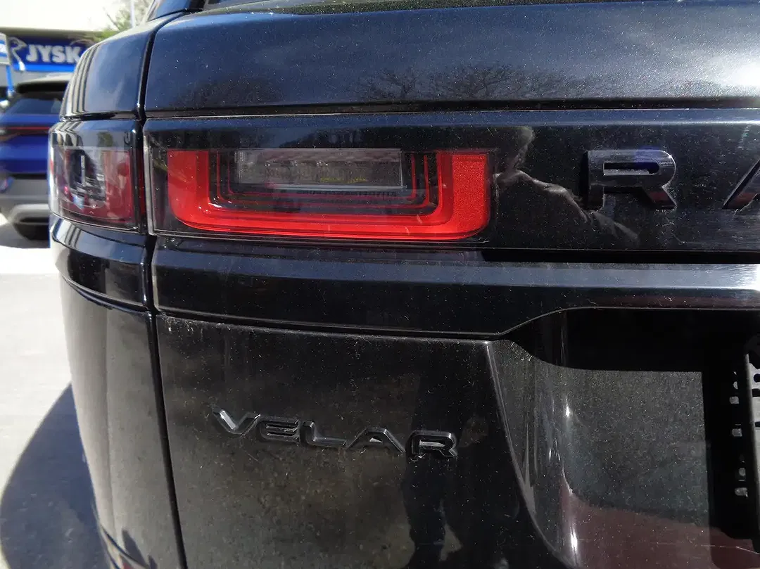 Land Rover Range Rover Velar P400e - Thumbnail 7