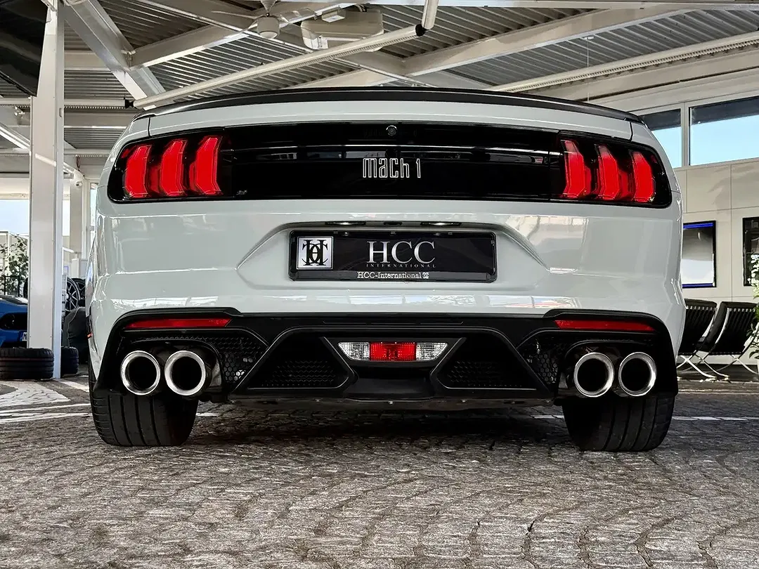 Ford Mustang - Thumbnail 10